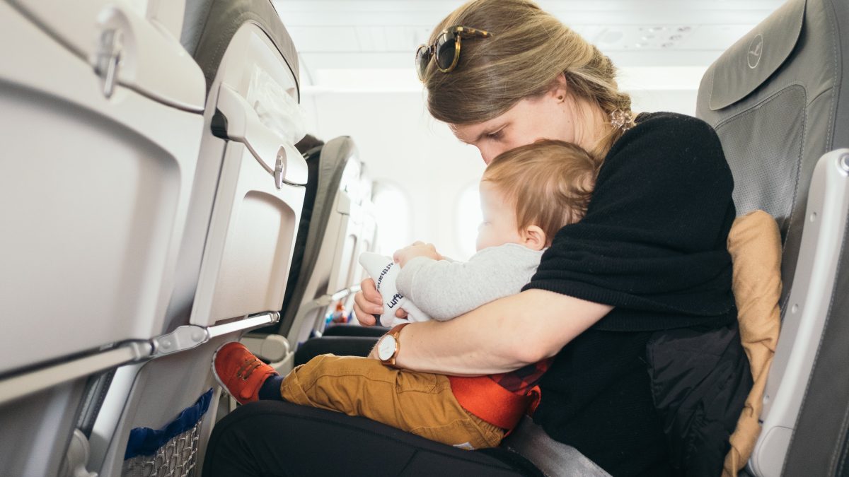 Tips for Flying With Children