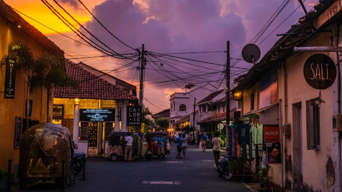 Spend your vacation with family in Galle Sri Lanka