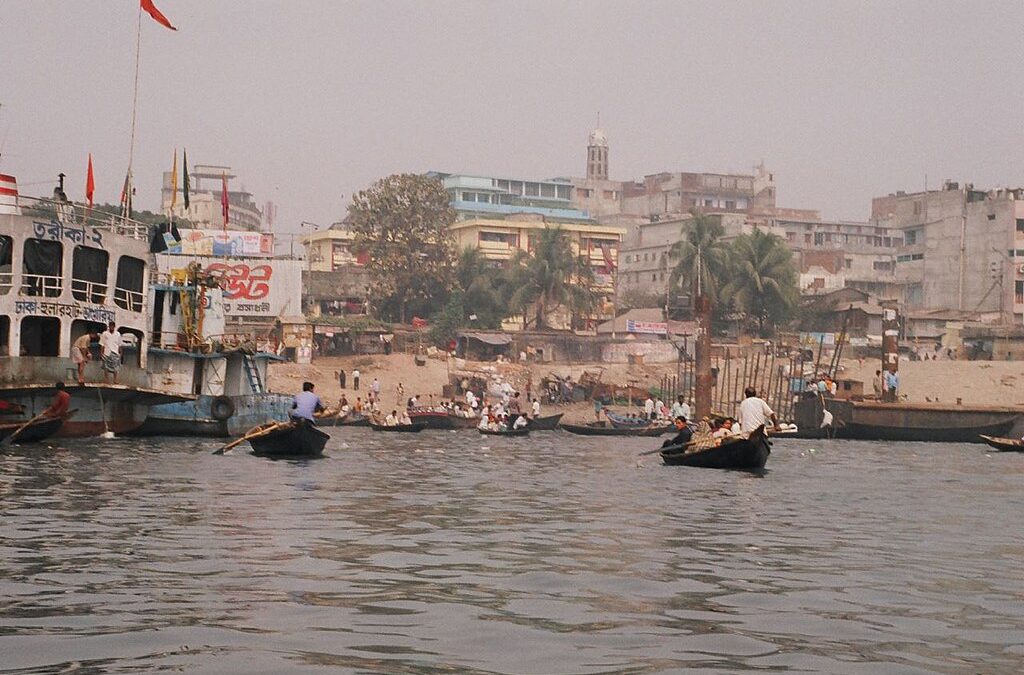 Essential Packing Guide for a Family Trip to Dhaka: A 7-Day Itinerary